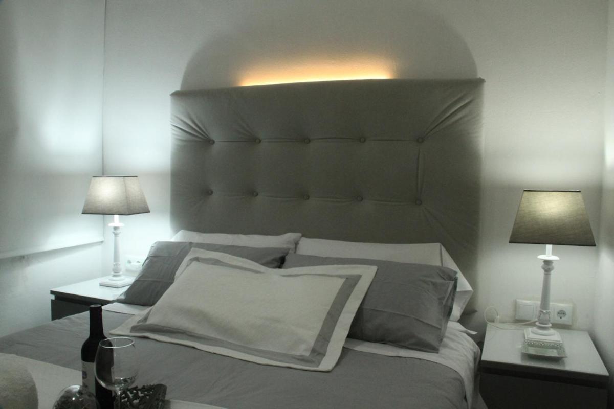 Nice, Cozy, Fcb Stadium,payment Parking Barcellona