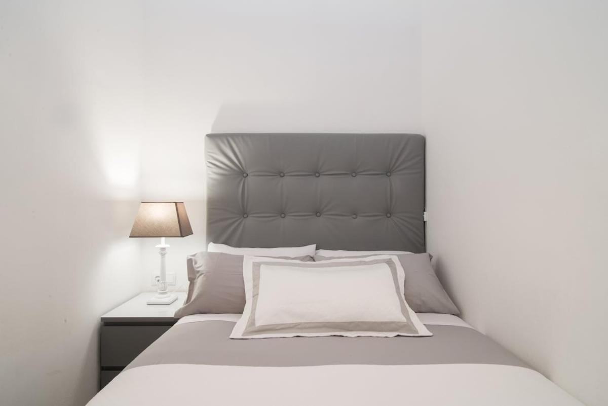 Nice, Cozy, Fcb Stadium,payment Parking Appartamento Barcellona