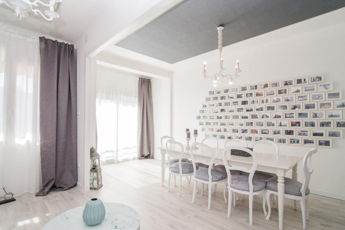 Appartamento Nice, Cozy, Fcb Stadium,payment Parking *